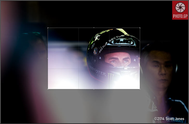 Jorge-Lorenzo-Le-Mans-pit-lane-Crop-S