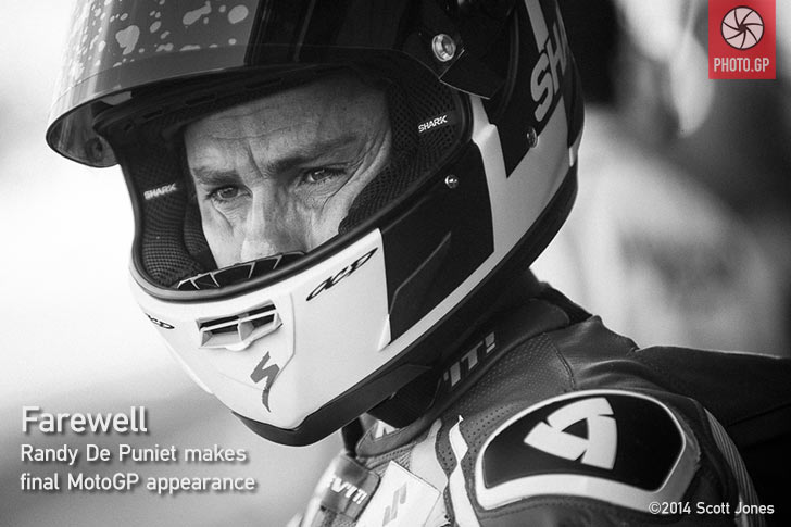 Randy de Puniet pit lane Valencia 2014