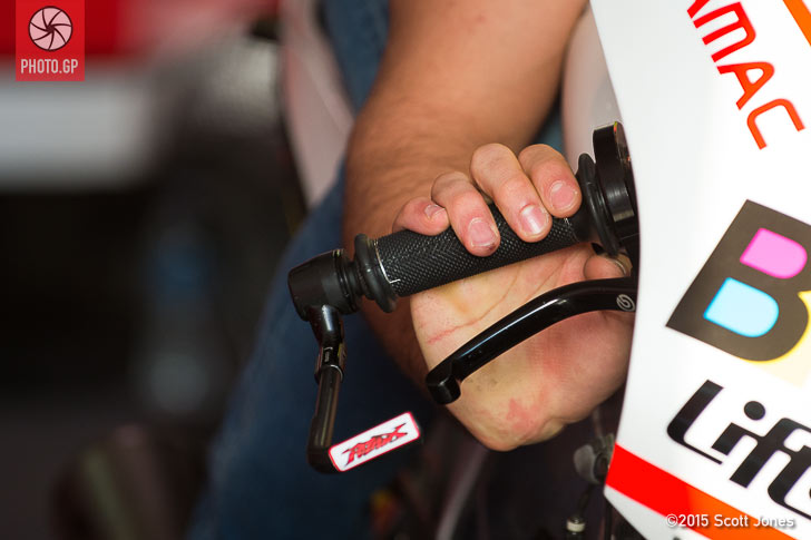 Danilo Petrucci right hand position