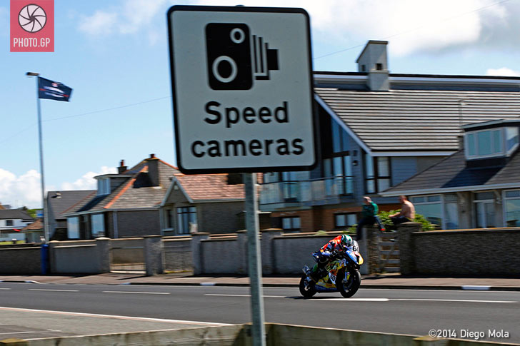 Diego Mola North West 200 2014 Peter Hickman