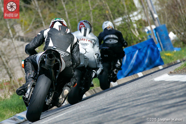 Close-racing-Stephen-Mahon