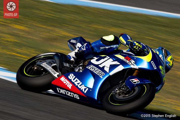 Jerez 2015 Saturday Stephen English Aleix Espargaro Suzuki
