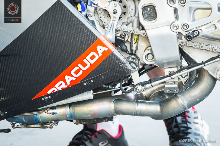 Aprilia RS-GP left side tight
