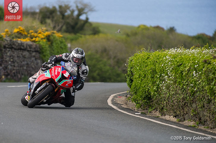Michael Dunlop Isle of Man TT 2015