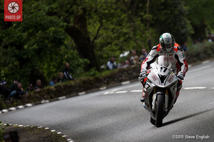 Peter Hickman IOMTT 2015 Superbike Race