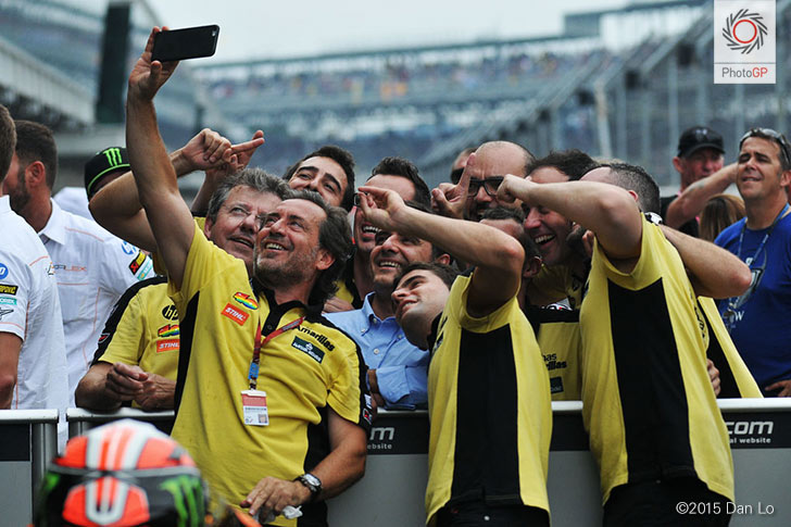 Sito Pons Moto2 team parc ferme