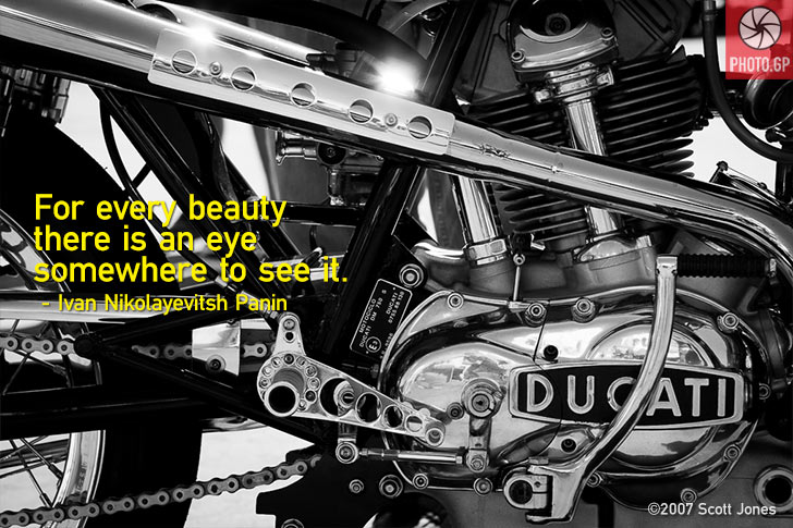 Ducati 750 S engine