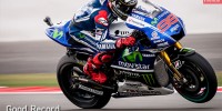 Jorge Lorenzo Silverstone wheelie