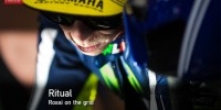 Valentino Rossi grid ritual Valencia 2014 Yamaha