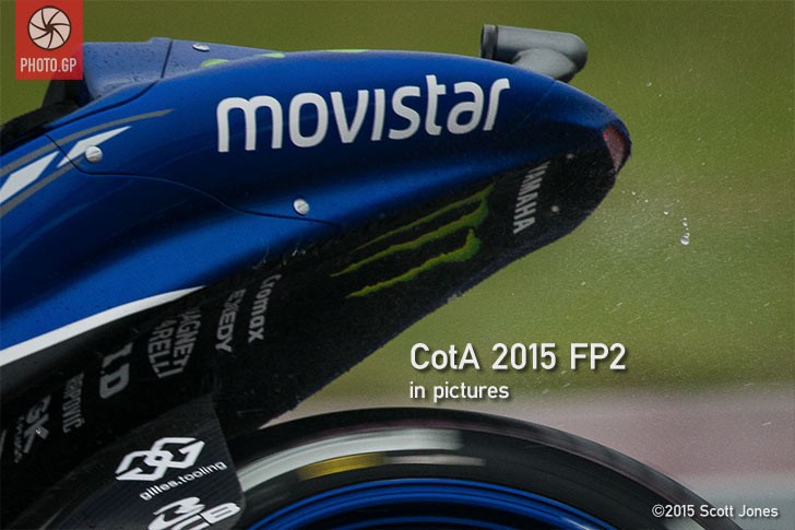 Movistar Yamaha in rain CotA
