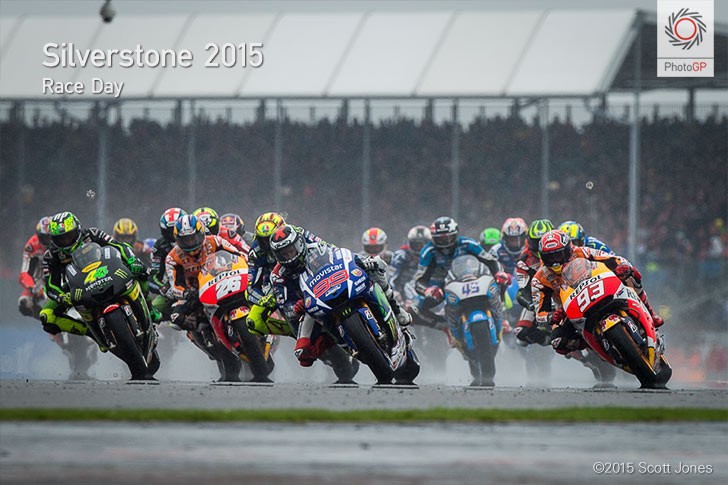 MotoGP-race-start-Silverstone-2015